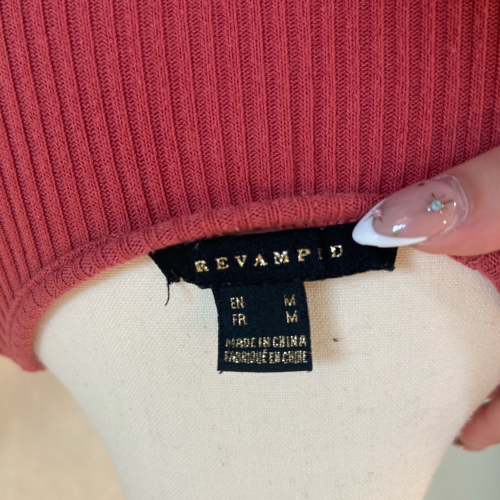 Revamped Rust Ribbed Crop Top - Picture 6 of 6